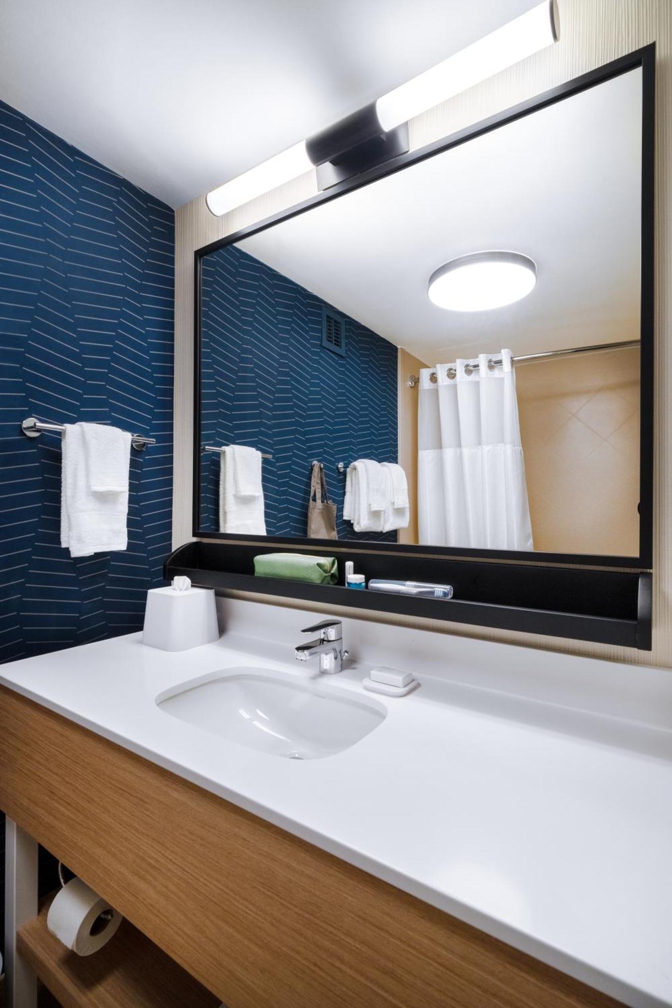 Spark By Hilton Rochester University Area المظهر الخارجي الصورة